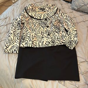 Scoop neck animal print Isabella suit—size 12